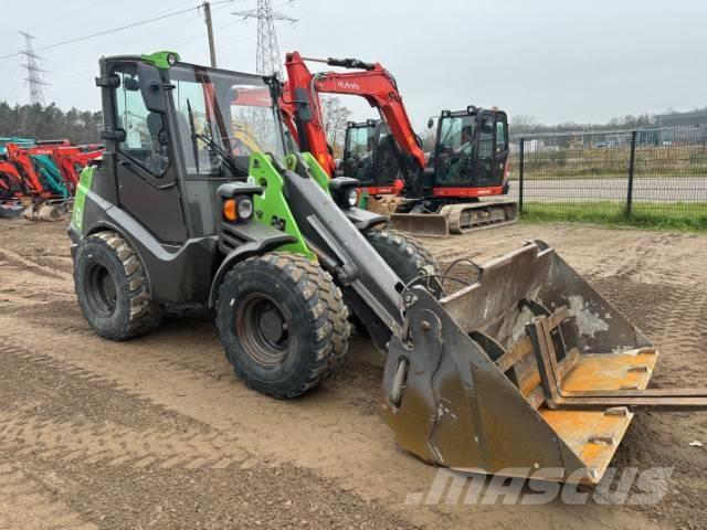 Mecalac AX 1000 Cargadoras sobre ruedas