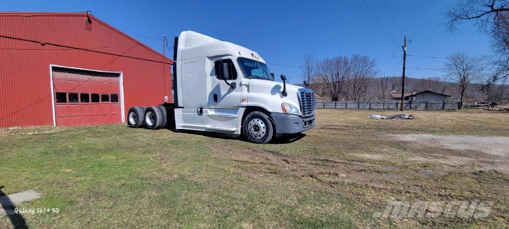 Freightliner Cascadia 125 Camiones tractor