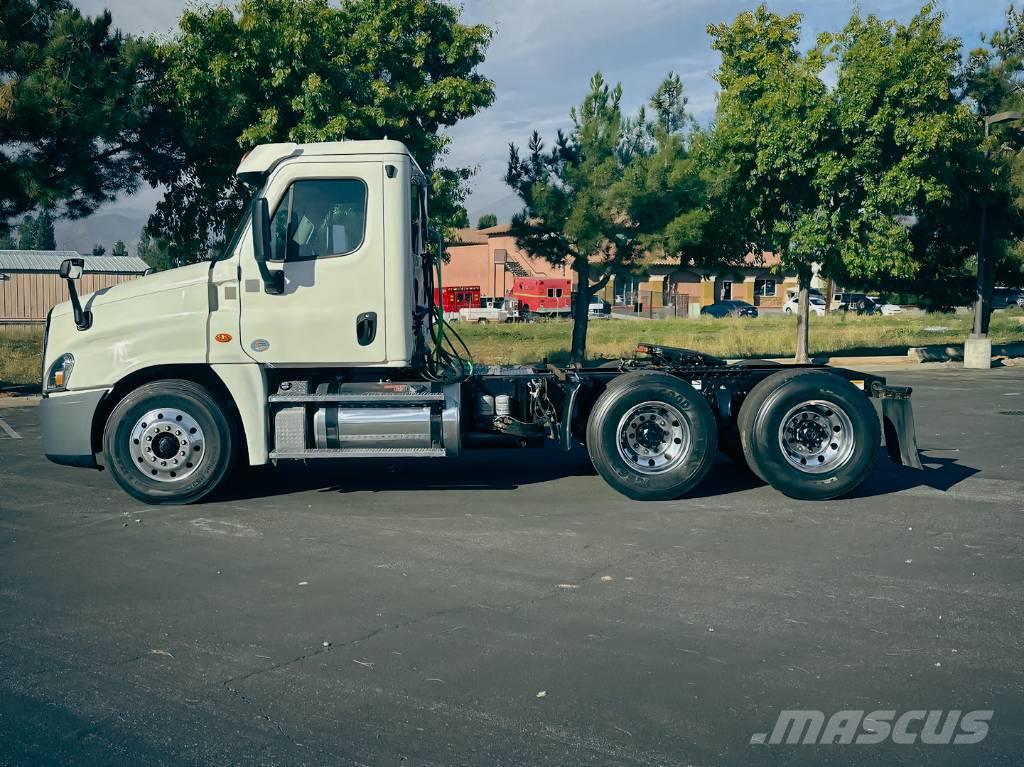 Freightliner Cascadia 125 Camiones tractor