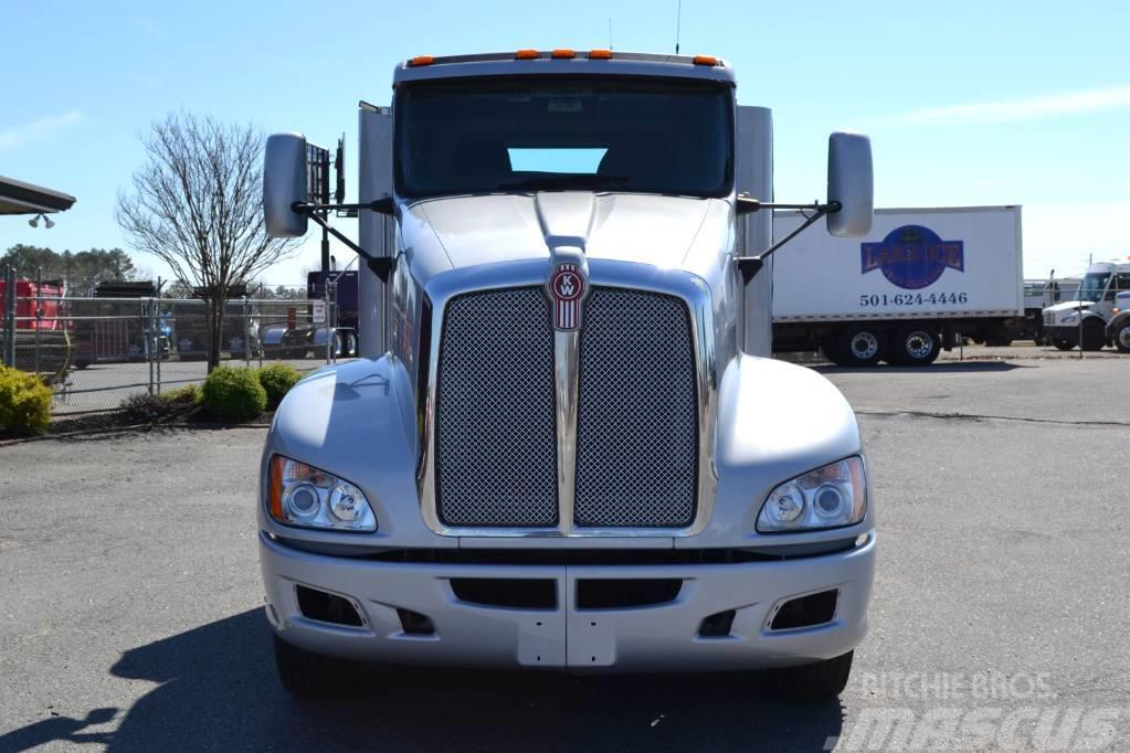 Kenworth T 660 Camiones tractor