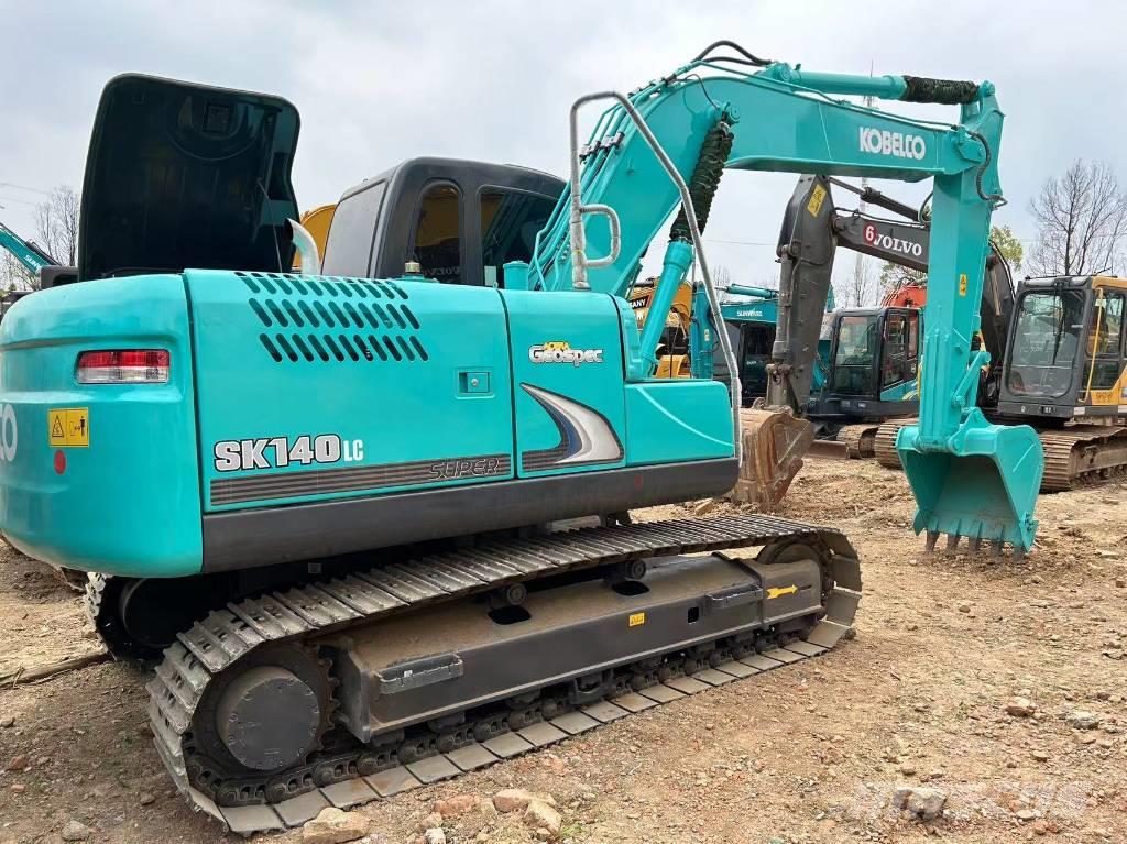 Kobelco SK140-8 Excavadoras sobre orugas