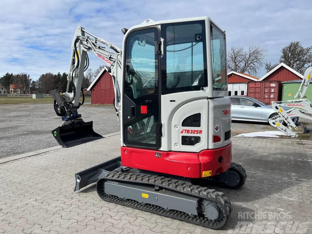 Takeuchi TB325R Miniexcavadoras