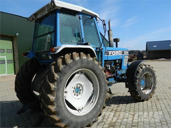 Ford 8210 Tractores