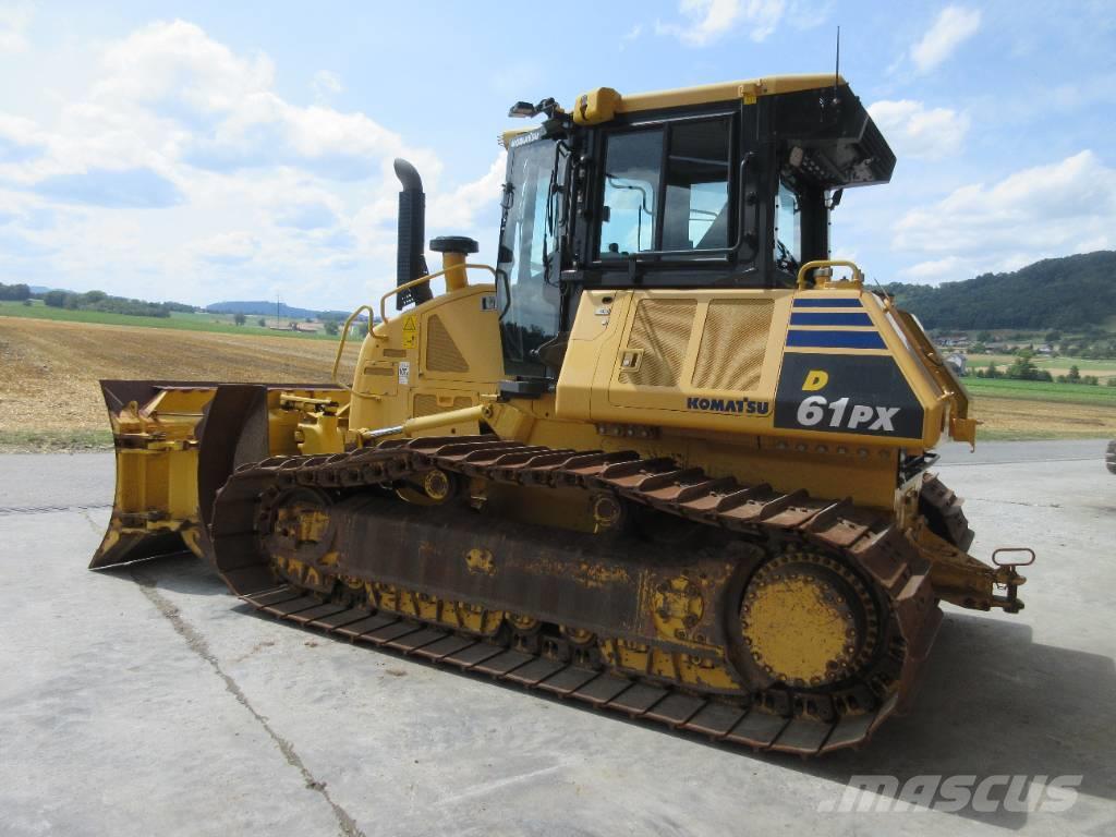 Komatsu D61PX-24E0 Buldozer sobre oruga