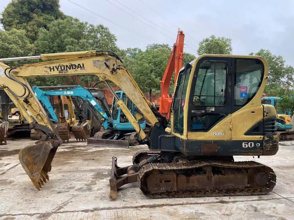 Hyundai R60-9 Excavadoras sobre orugas