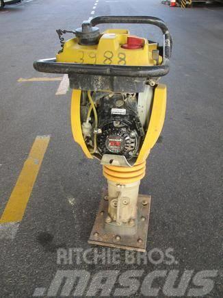 Bomag BT 65 Placas compactadoras