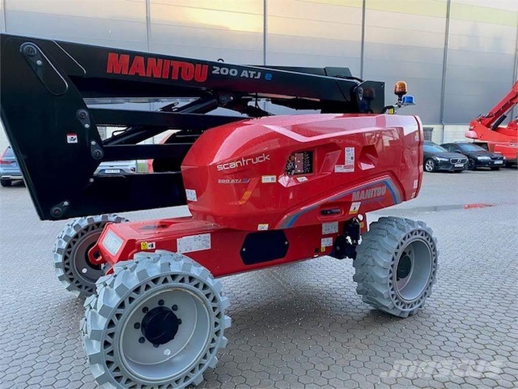 Manitou 200ATJE Plataformas con brazo de elevación manual