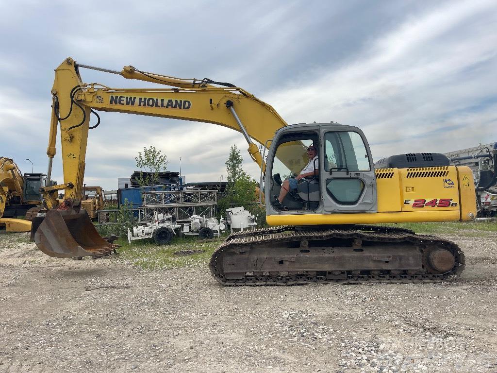 New Holland 245B Excavadoras sobre orugas