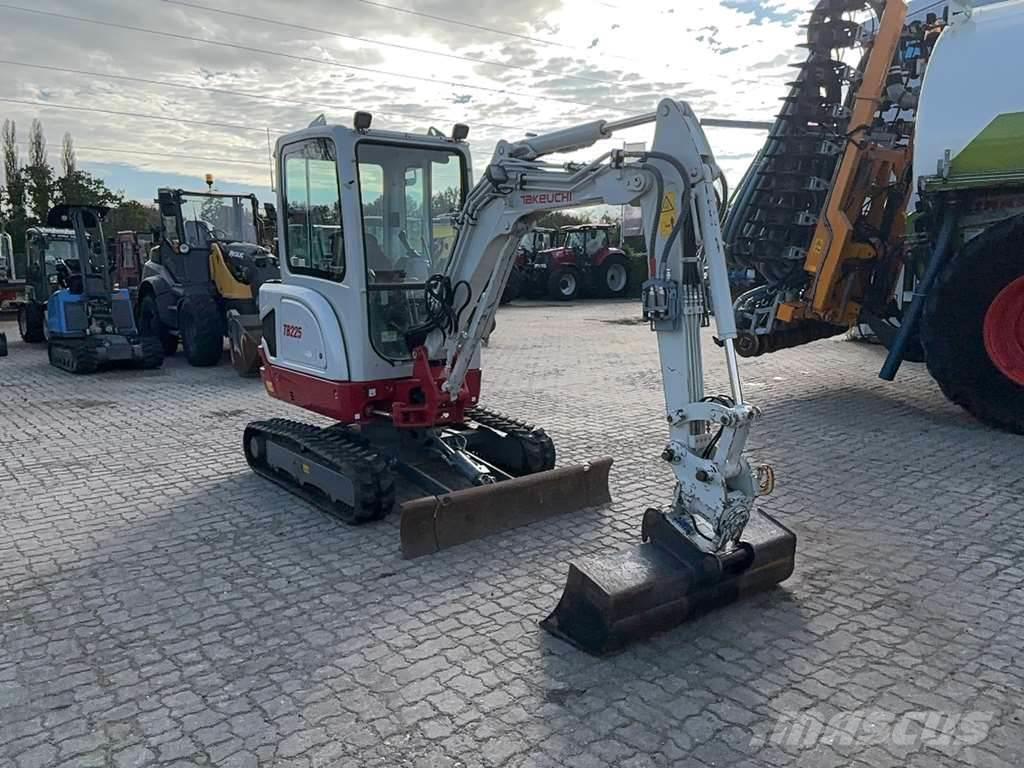 Takeuchi TB225 Miniexcavadoras