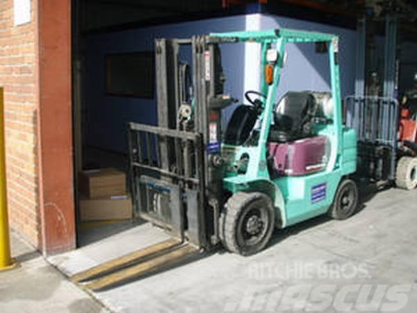 Mitsubishi FG25 Montacargas - otros