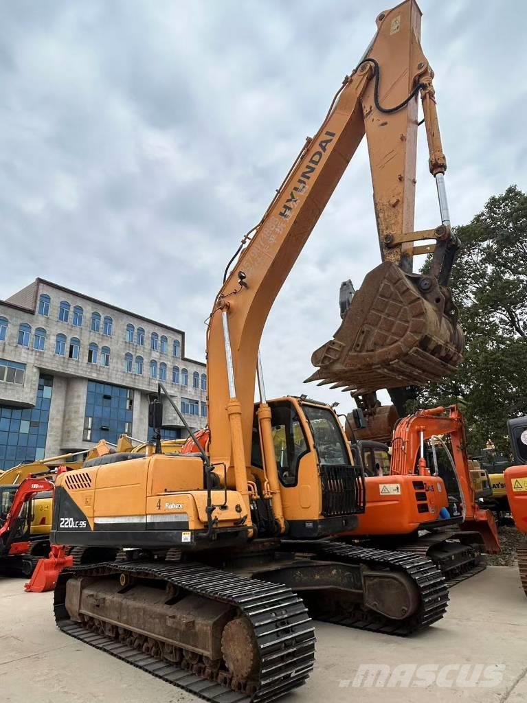 Hyundai R220LC-9S Excavadoras sobre orugas