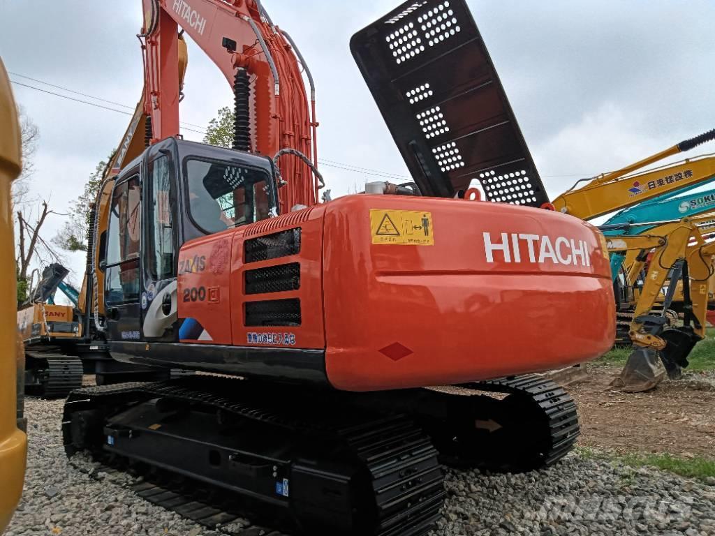 Hitachi ZX 200 Excavadoras sobre orugas