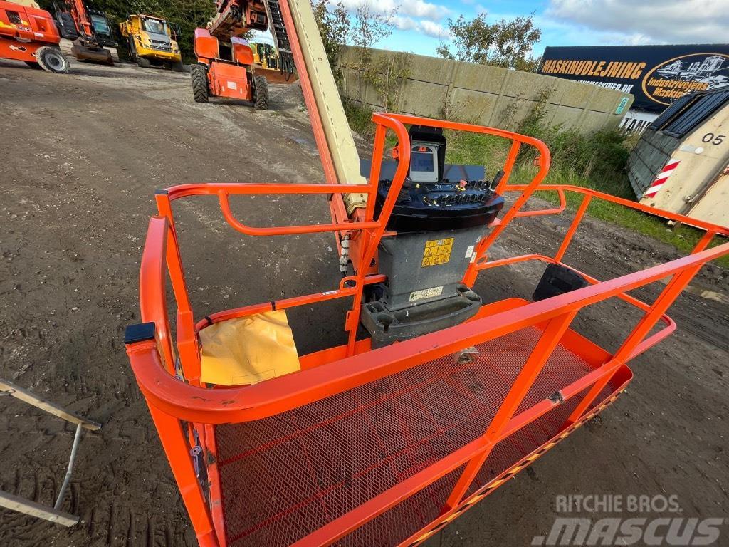 JLG 1500 SJ Plataformas con brazo de elevación telescópico