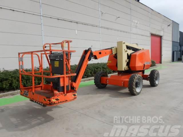 JLG 340AJ Plataformas con brazo de elevación manual