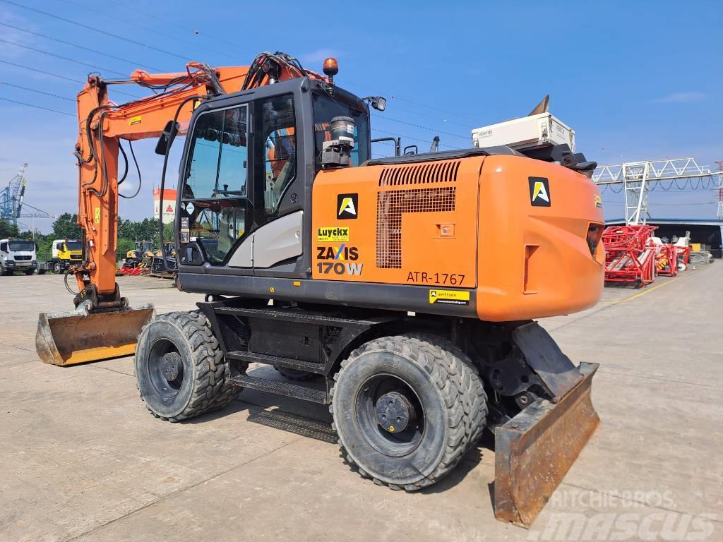 Hitachi ZX170W-5B Excavadoras de ruedas