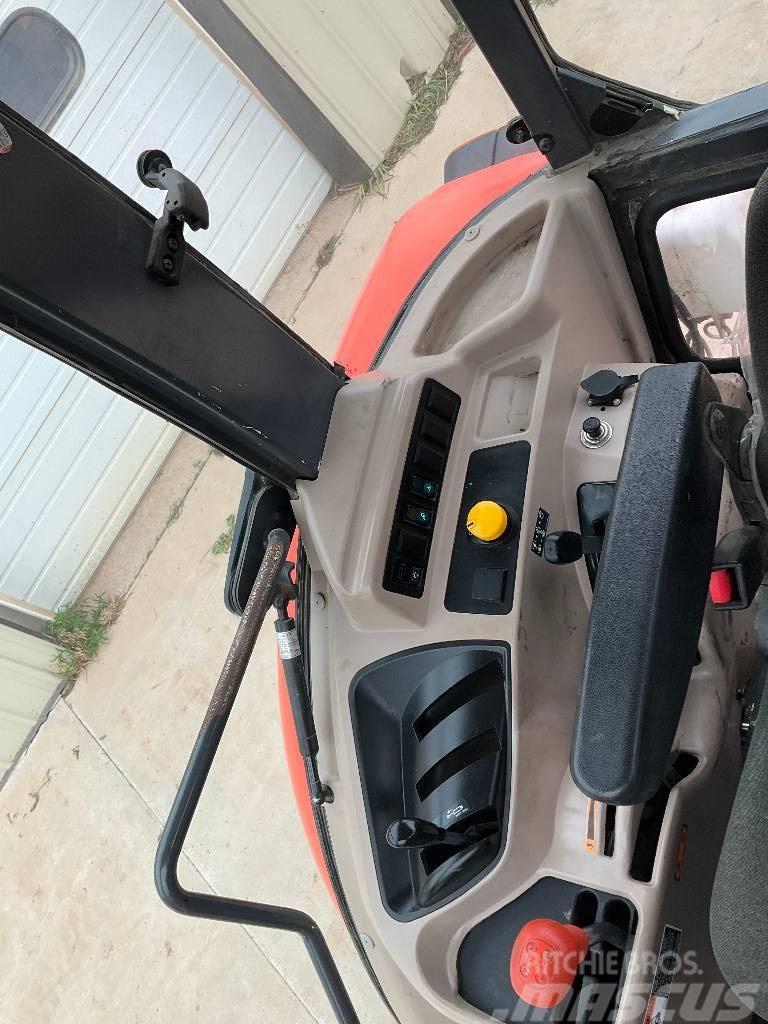 Kubota M 7060 Tractores