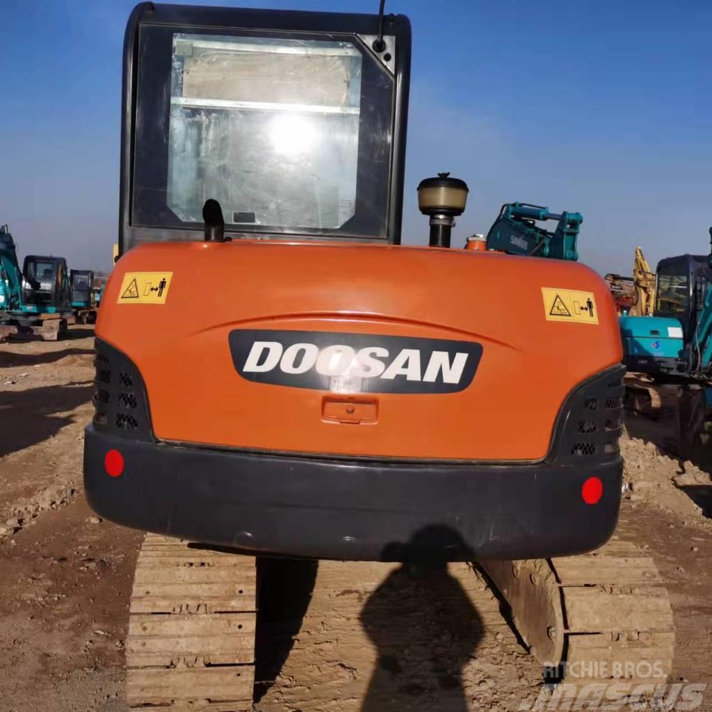 Doosan DH60-7 Excavadoras sobre orugas