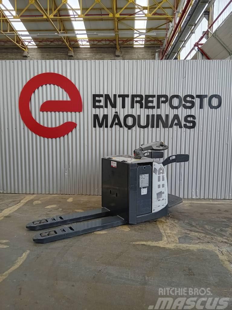 Atlet PLP-200 Montacargas de baja elevación