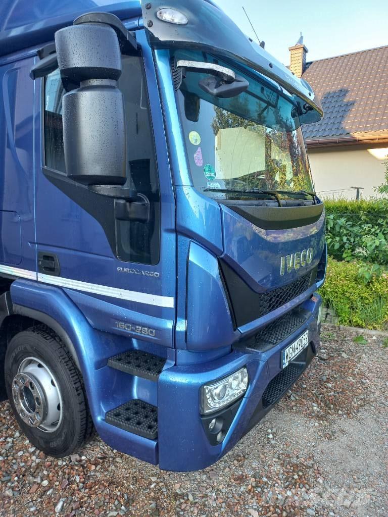 Iveco Eurocargo Camiones de caja de lona