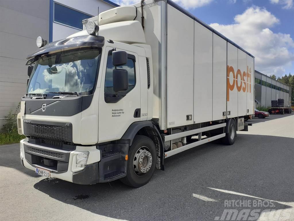 Volvo FE Camiones con caja de remolque