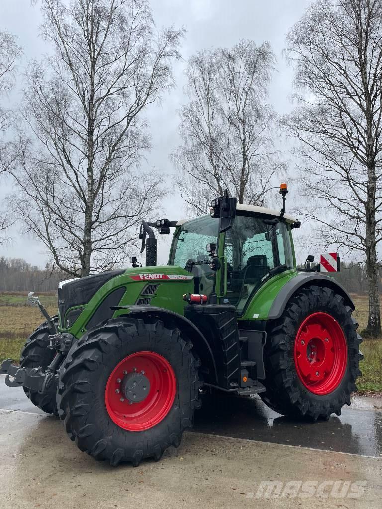 Fendt 724 Vario Tractores