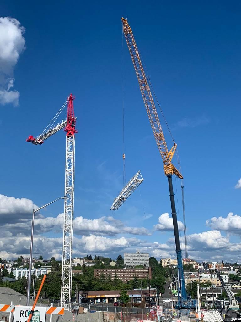 Liebherr 390 HC Grúas torre