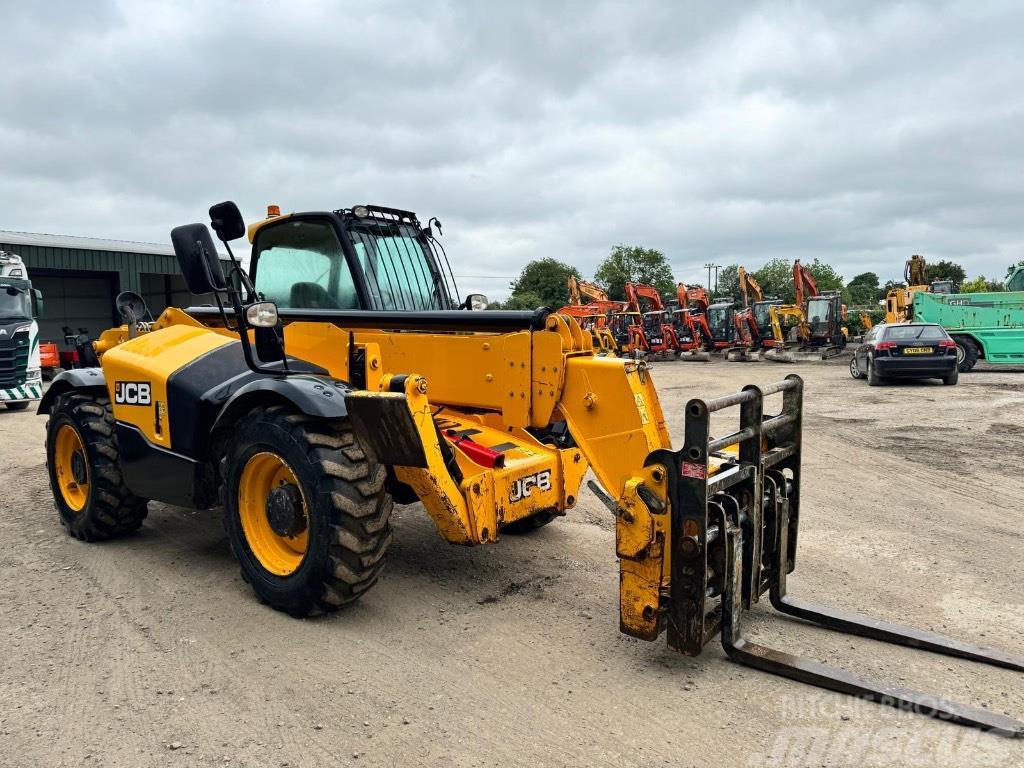 JCB 540-140 Carretillas telescópicas