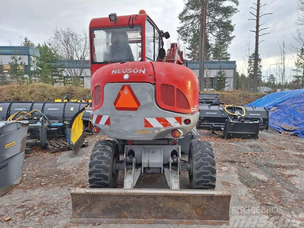 Wacker Neuson 6503 Excavadoras de ruedas