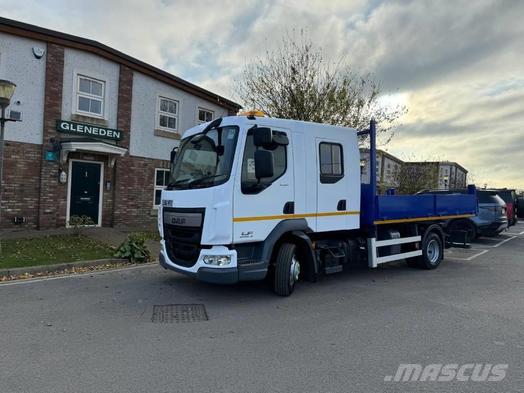 DAF LF 220 Camiones de cama baja