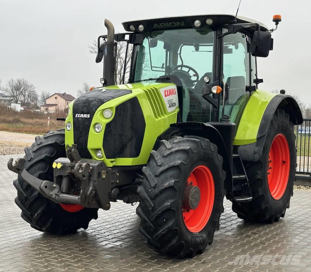 CLAAS Arion 550 Tractores