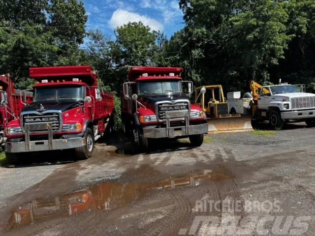 Mack CV 713 Bañeras basculantes usadas