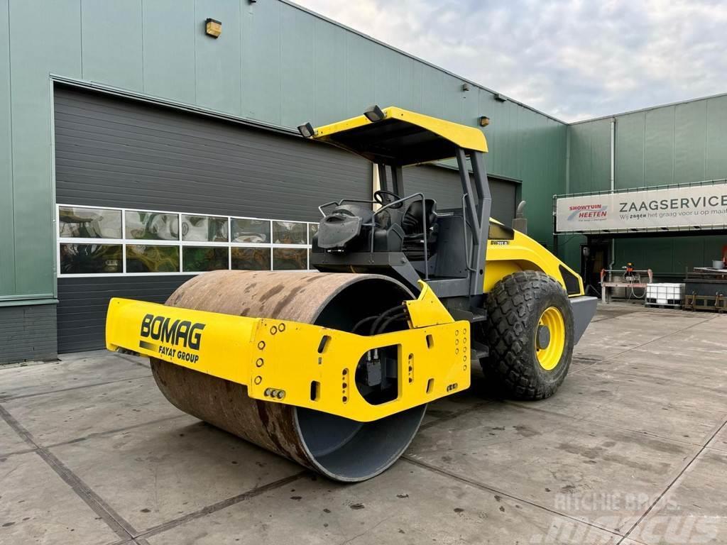 Bomag BW213D Rodillos