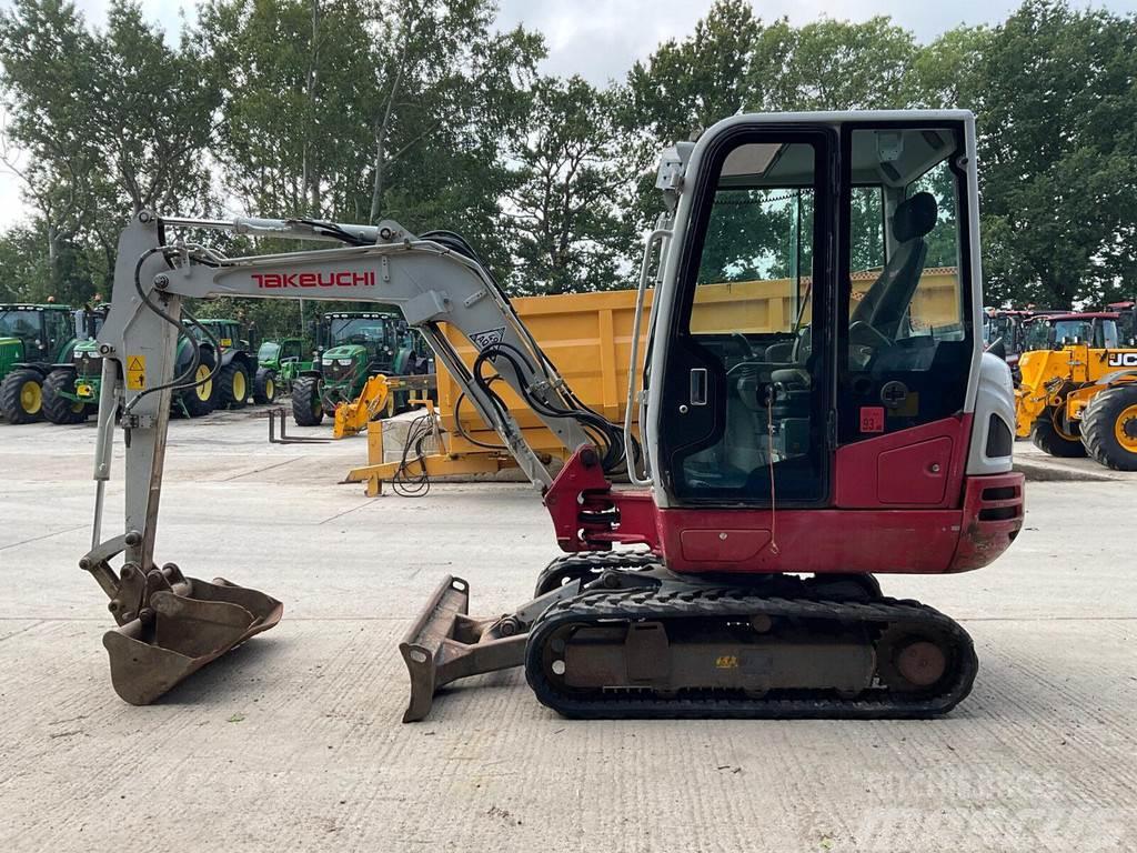 Takeuchi TB230 Miniexcavadoras