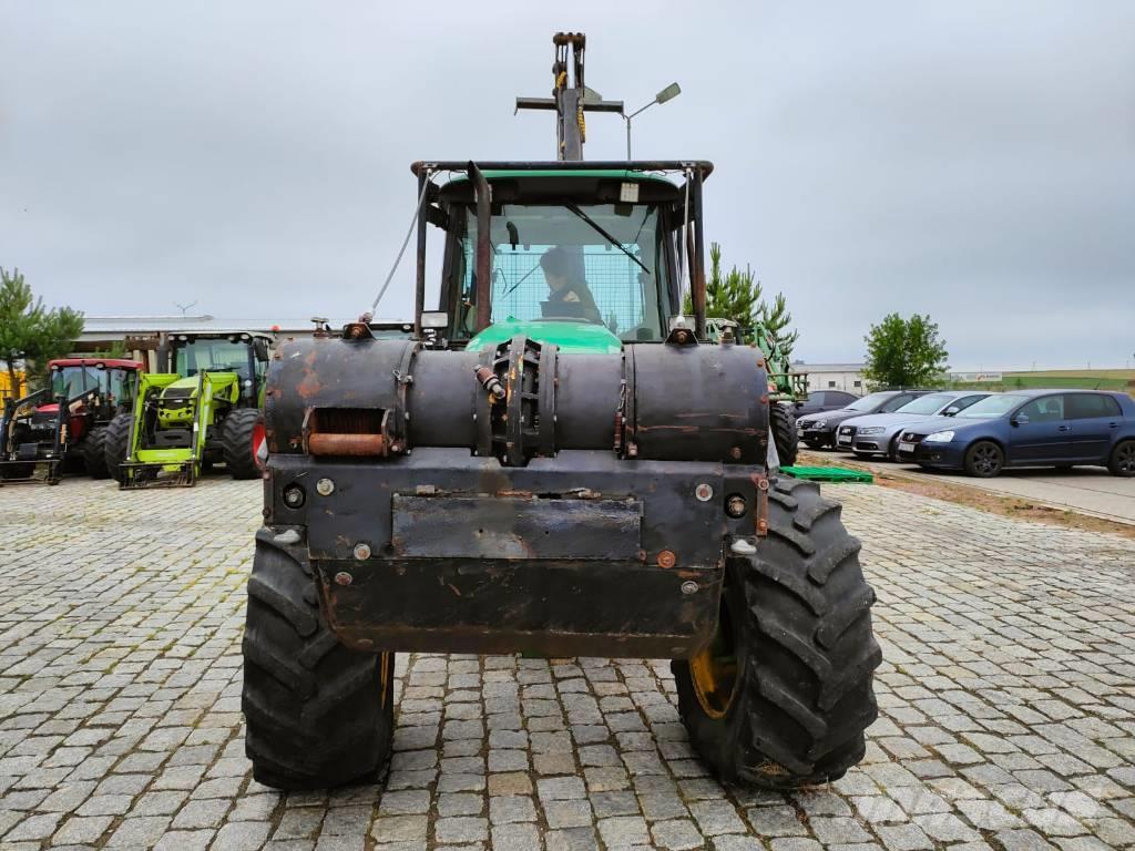 John Deere 6520 Tractores forestales