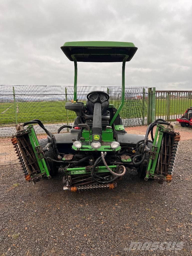 John Deere 8700 Máquinas de calles