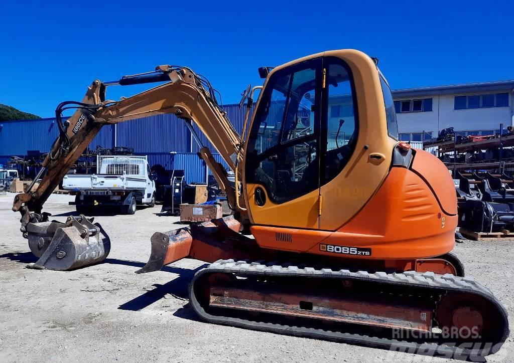 JCB 8085 Excavadoras 7t - 12t