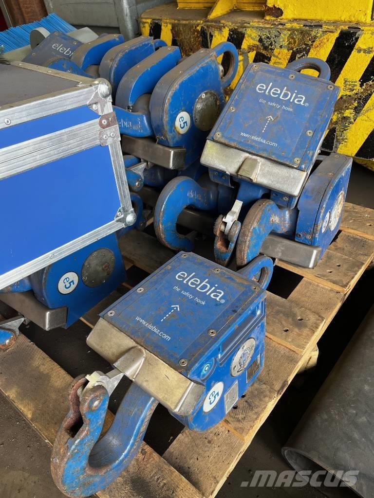  Elebia E5 Port material handlers