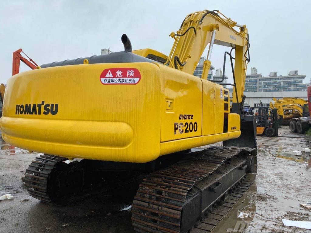 Komatsu PC200-6 Excavadoras sobre orugas