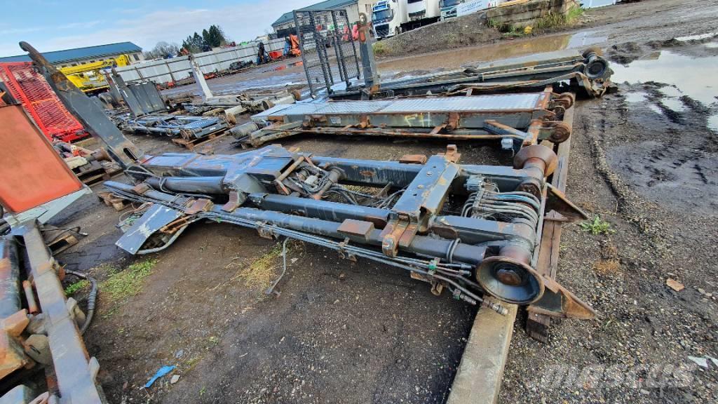  Hooklift DAMAGED Ganchos