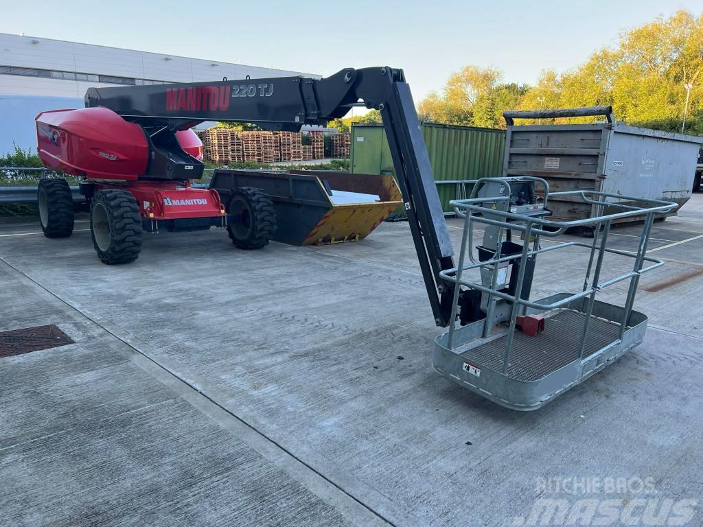 Manitou 220TJ Plataformas con brazo de elevación telescópico