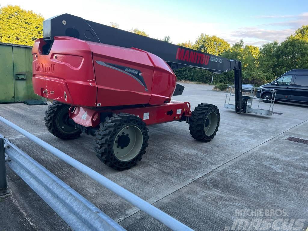 Manitou 220TJ Plataformas con brazo de elevación telescópico