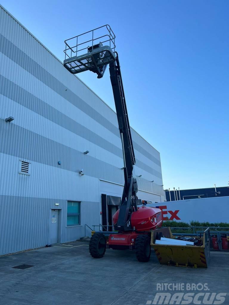 Manitou 220TJ Plataformas con brazo de elevación telescópico