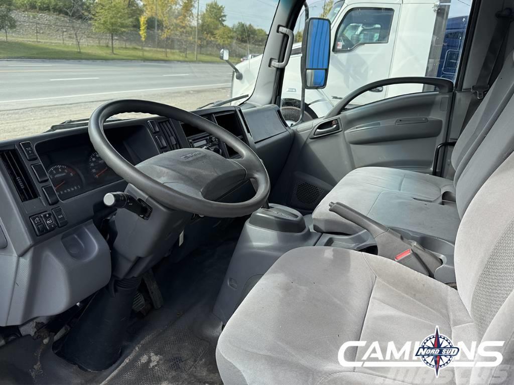 Isuzu NPR Camiones con caja de remolque