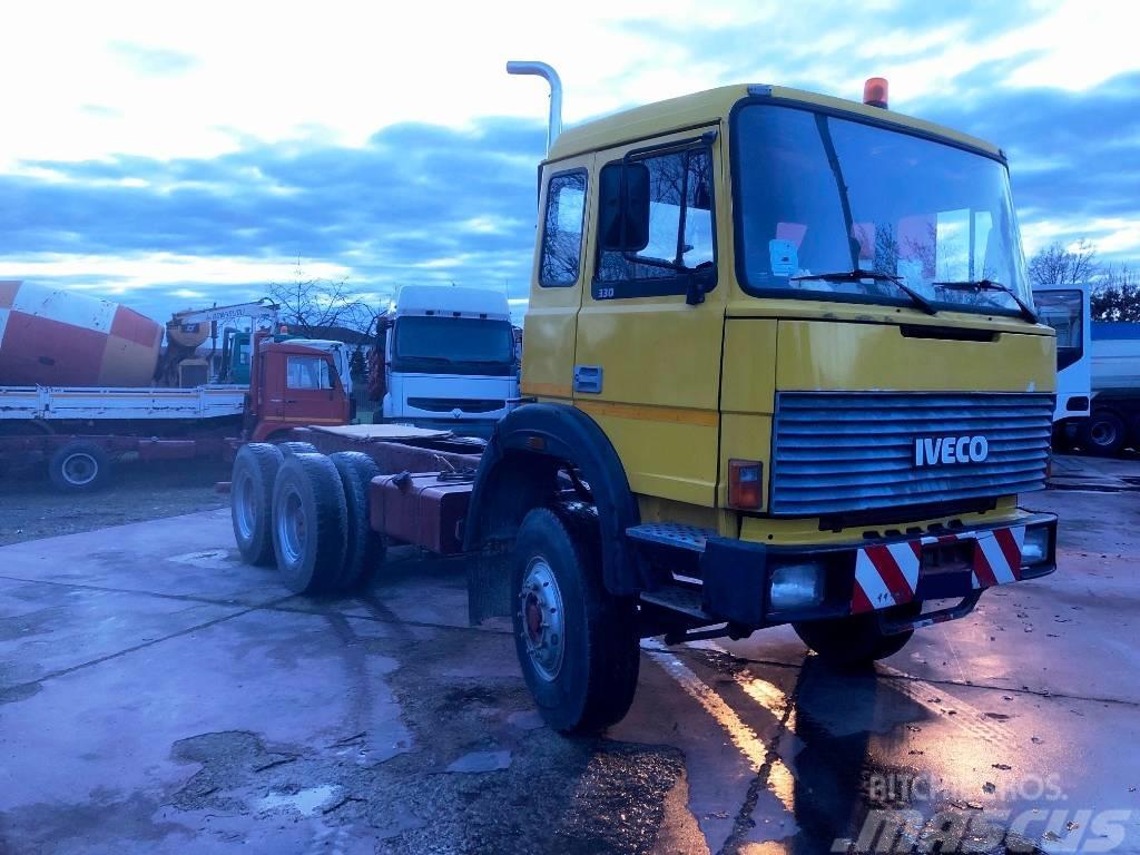 Iveco 330-26 Otros camiones