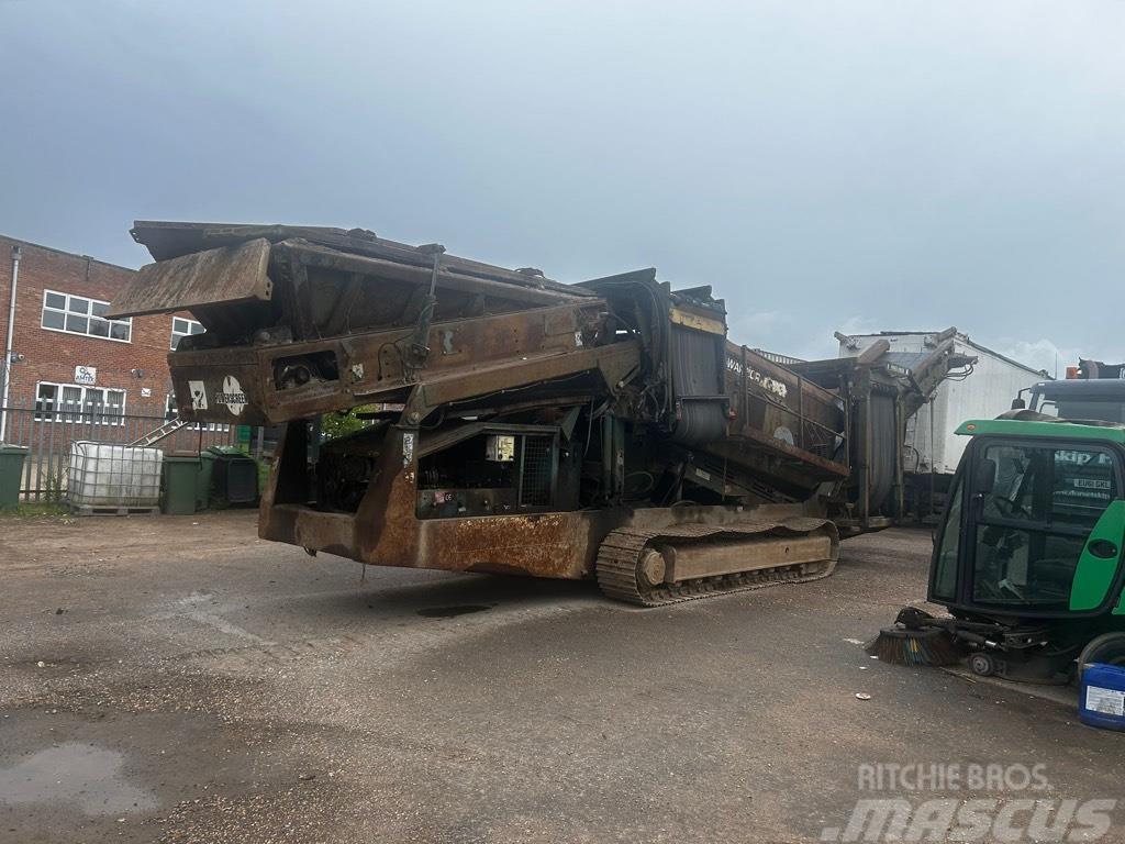 PowerScreen Warrior 1800 Cribas