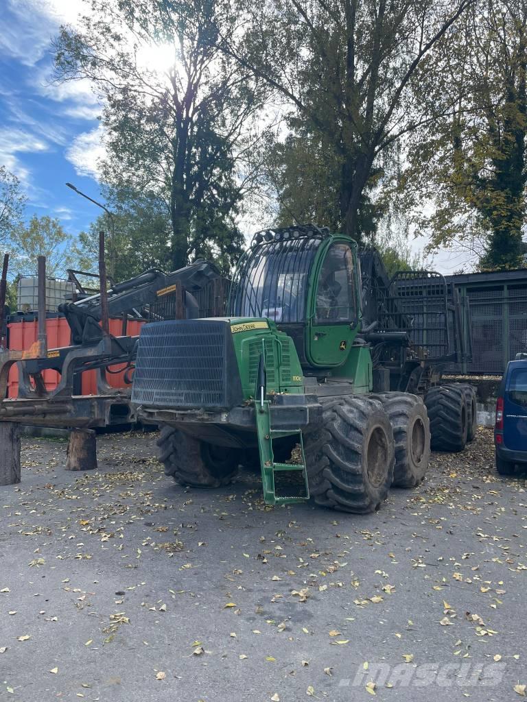 John Deere 1110e Transportadoras