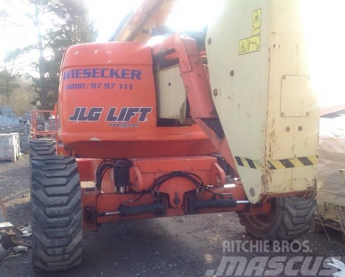 JLG 600 AJ Plataformas con brazo de elevación manual