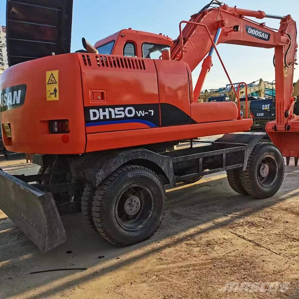 Doosan DH 150 Excavadoras de ruedas