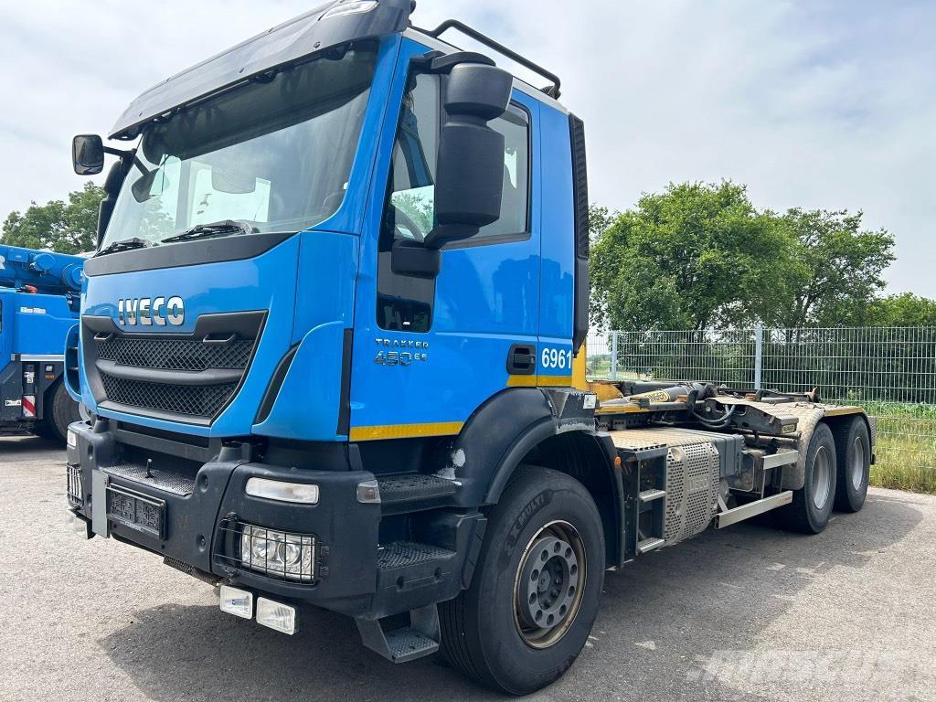 Iveco Trakker AD260T45P Camiones tractor