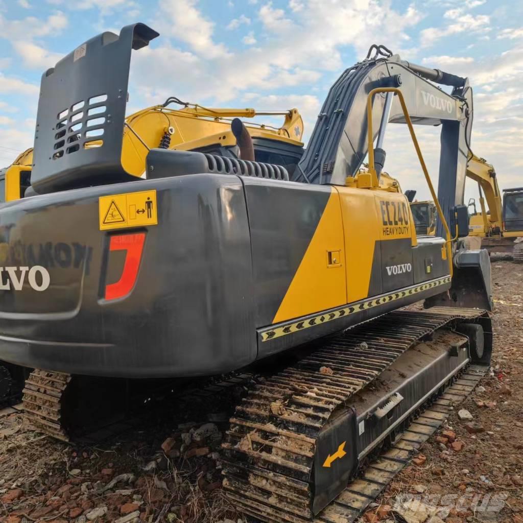 Volvo EC 240 Excavadoras sobre orugas